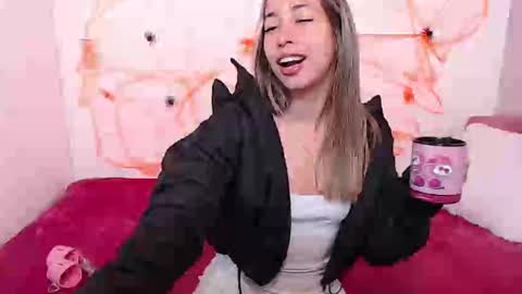 Snapshot of paolabotero chatting on October 15, 12:27 pm Paola online show from October 15, 12:27 pm