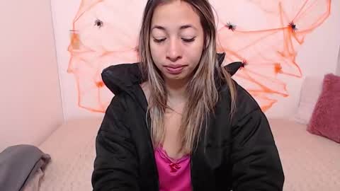 Snapshot of paolabotero chatting on October 25, 11:40 am Paola online show from October 25, 11:40 am