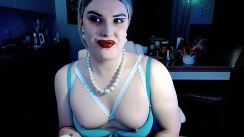 Snapshot of paoladoll chatting on February 18, 1:07 pm Sarina Williams online show from February 18, 1:07 pm