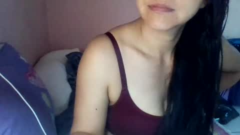 Snapshot of paolamz10 chatting on June 20, 12:47 am paolamz10 online show from June 20, 12:47 am