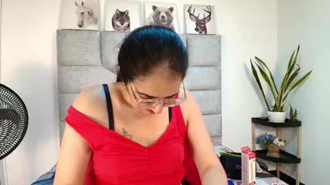 Snapshot of paolasex_t chatting on March 28, 12:16 pm paolasex_t online show from March 28, 12:16 pm