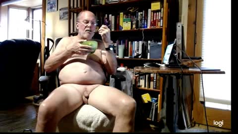 papadick51 online show from April 2, 3:31 pm