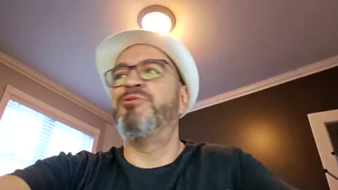 Snapshot of papi1979 chatting on January 7, 12:52 pm Papi online show from January 7, 12:52 pm