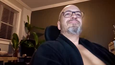 Snapshot of papi1979 chatting on January 12, 4:00 am Papi online show from January 12, 4:00 am
