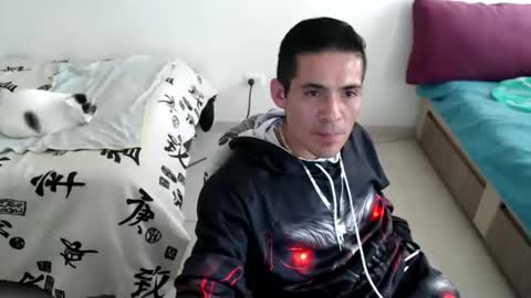 Snapshot of papi_wilo123 chatting on October 29, 8:32 pm papi wilo online show from October 29, 8:32 pm