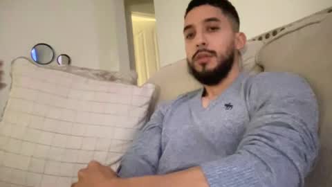 Snapshot of papicubano_guapo23cm chatting on February 23, 1:10 pm papicubano_guapo23cm online show from February 23, 1:10 pm