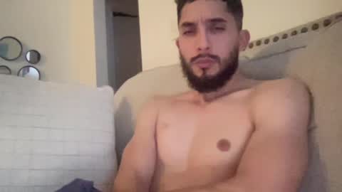 papicubano_guapo23cm online show from November 13, 7:18 am