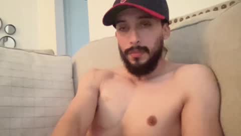 papicubano_guapo23cm online show from February 15, 7:54 pm