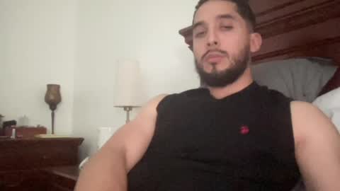 Snapshot of papicubano_guapo23cm chatting on April 22, 7:59 pm papicubano_guapo23cm online show from April 22, 7:59 pm