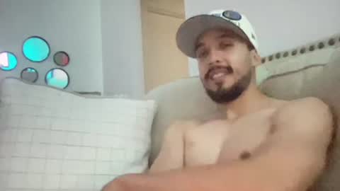 papicubano_guapo23cm online show from June 18, 12:09 pm