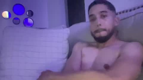 papicubano_guapo23cm online show from July 31, 10:58 am