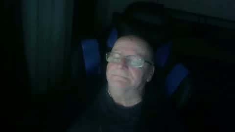 Snapshot of papilly chatting on March 29, 8:03 am papilly online show from March 29, 8:03 am