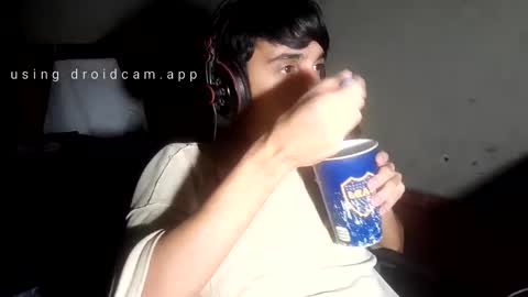 Lau online show from March 10, 7:32 am