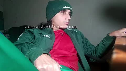 Snapshot of papito20cm chatting on April 6, 6:58 am Lau online show from April 6, 6:58 am