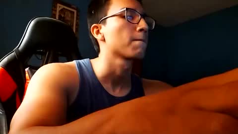 Snapshot of papuh2007 chatting on February 2, 1:10 pm papuh2007 online show from February 2, 1:10 pm