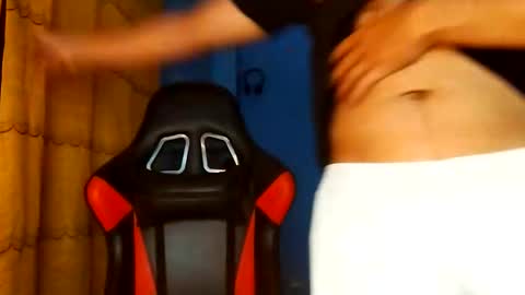 Snapshot of papuh2007 chatting on February 15, 3:03 am papuh2007 online show from February 15, 3:03 am