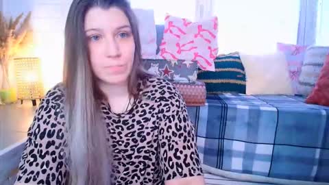 Snapshot of paradisexparadisex chatting on March 16, 8:29 am paradisexparadisex online show from March 16, 8:29 am