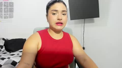 pareja_curiosa19 online show from March 15, 1:33 am