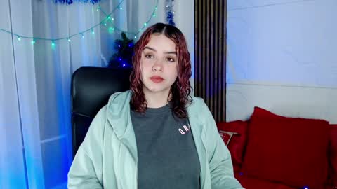 Lizz  online Monday to Saturday from 9pm to 5am Colombia time online show from December 29, 3:33 am
