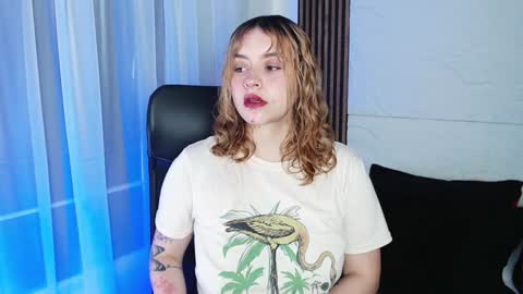 Lizz  online Monday to Saturday from 9pm to 5am Colombia time online show from January 4, 3:18 am