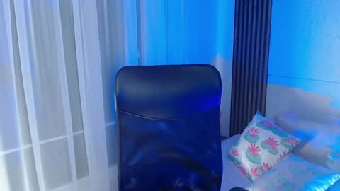 Lizz  online Monday to Saturday from 9pm to 5am Colombia time online show from February 6, 2:44 am