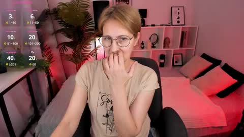 Paris online show from February 28, 1:12 pm