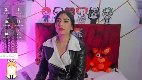 paris_evans_01 online show from October 23, 12:48 pm