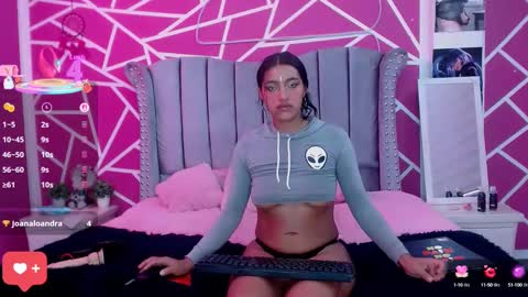 Snapshot of paris_hot12 chatting on March 9, 6:11 pm paris online show from March 9, 6:11 pm