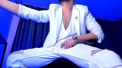 Paris online show from December 24, 10:28 pm