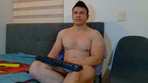 Snapshot of paris_mark chatting on January 15, 4:17 am Mark Paris online show from January 15, 4:17 am