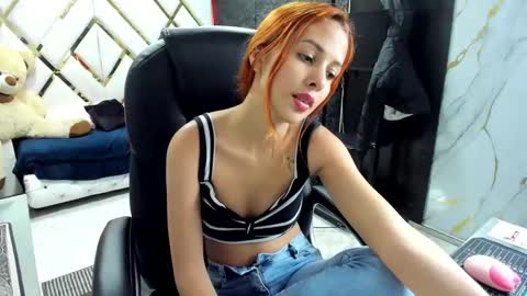 paris petit online show from October 21, 8:42 pm