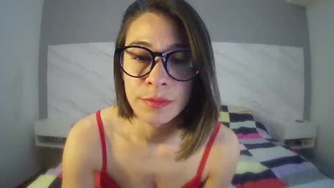 Snapshot of paris_vixen13 chatting on October 7, 1:52 pm paris_vixen13 online show from October 7, 1:52 pm