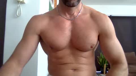 Porn Actor 21cm Hetero online show from December 5, 11:49 am