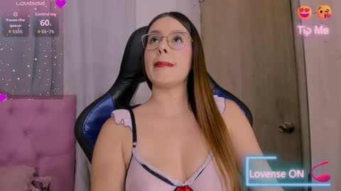 Snapshot of parisshayk chatting on March 24, 6:46 pm Paris online show from March 24, 6:46 pm