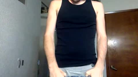 Snapshot of parker_amos chatting on October 23, 3:28 am Parker  online show from October 23, 3:28 am