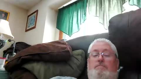 Snapshot of part86 chatting on February 23, 5:29 pm part86 online show from February 23, 5:29 pm