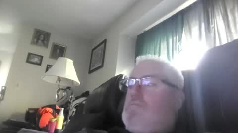 Snapshot of part86 chatting on October 26, 5:30 pm part86 online show from October 26, 5:30 pm