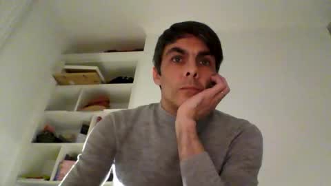 Snapshot of parttimelov chatting on April 4, 2:21 am parttimelov online show from April 4, 2:21 am