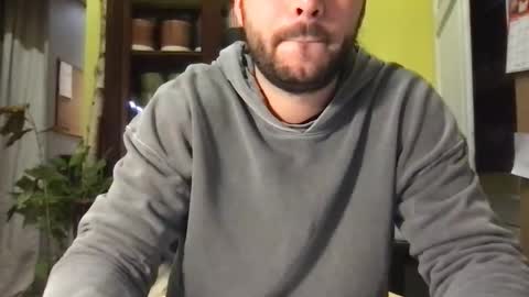 Snapshot of passifhot3 chatting on February 17, 8:44 am passifhot3 online show from February 17, 8:44 am