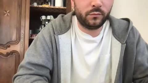 Snapshot of passifhot3 chatting on April 7, 2:39 pm passifhot3 online show from April 7, 2:39 pm