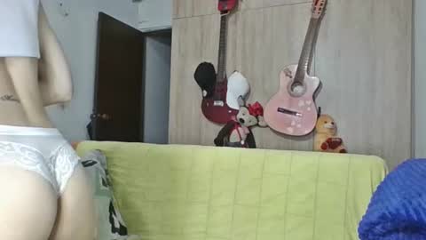 passion_fruit01 online show from October 10, 11:09 am