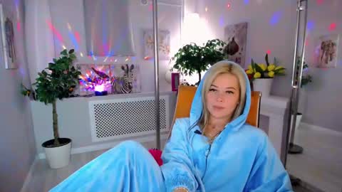 I have returned from vacation and I am glad to share my energy and emotions with you online show from January 30, 12:37 pm