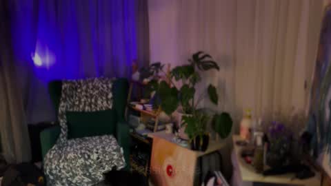 Call me Miss Alice Careful Passion Queen online show from November 1, 10:17 am