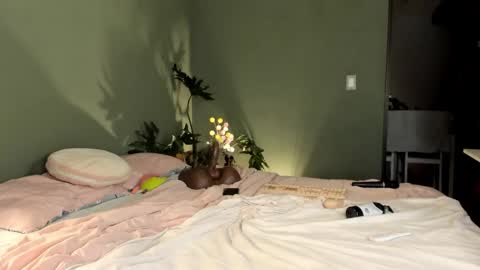 Snapshot of passionlover_ chatting on February 3, 2:53 am online show from February 3, 2:53 am