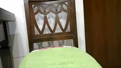 patatini784 online show from November 18, 8:35 pm