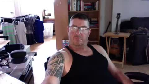 Snapshot of patmilll chatting on June 15, 6:43 pm patmilll online show from June 15, 6:43 pm