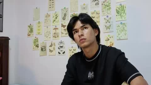 patri_ck_villa online show from May 13, 11:00 pm