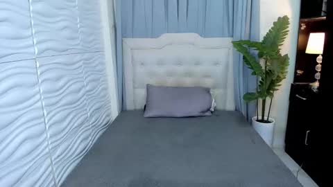 Snapshot of patricia_miller08 chatting on October 14, 6:47 am patricia_miller08 online show from October 14, 6:47 am