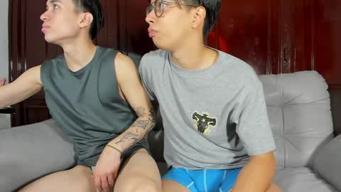 patrick 19 bottom---- ander 18 top online show from May 23, 12:53 pm