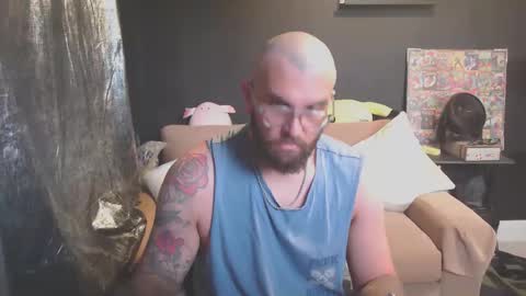patrickmorris92 online show from April 14, 7:47 am